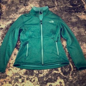North Face Green Pullover Sweater Shirt Size S
